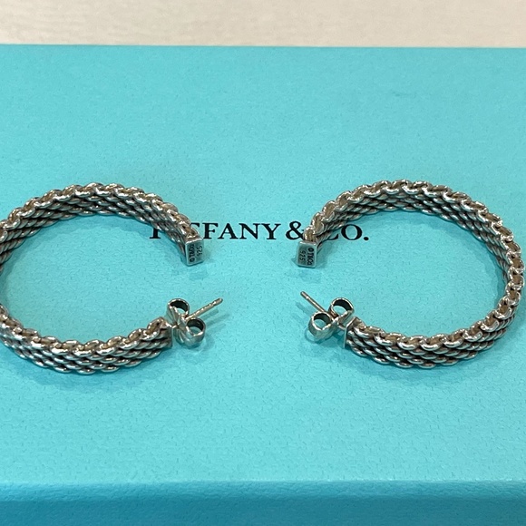 Tiffany Silver Somerset Mesh Medium Hoop Earrings - Picture 1 of 5